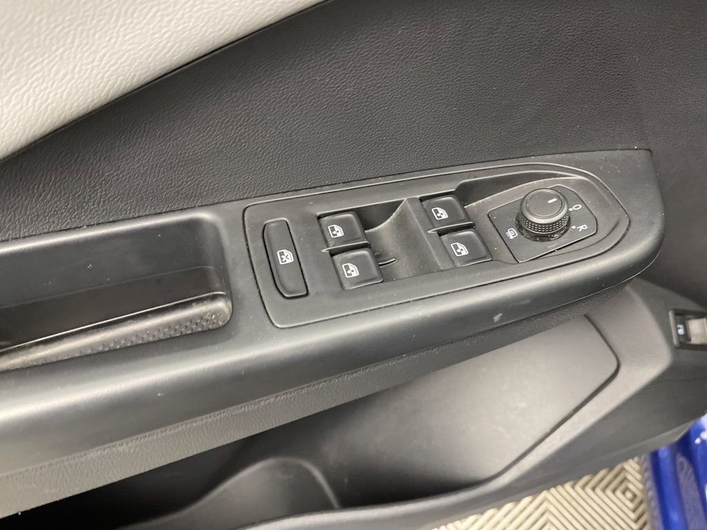 Used 2022 Volkswagen Taos SE image 20