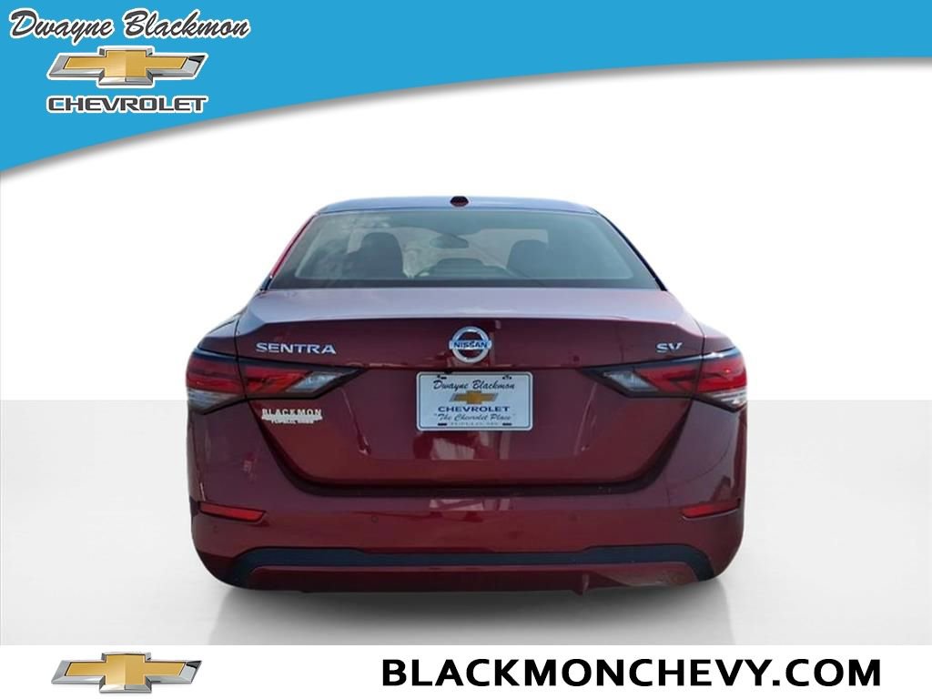 Used 2023 Nissan Sentra SV image 4