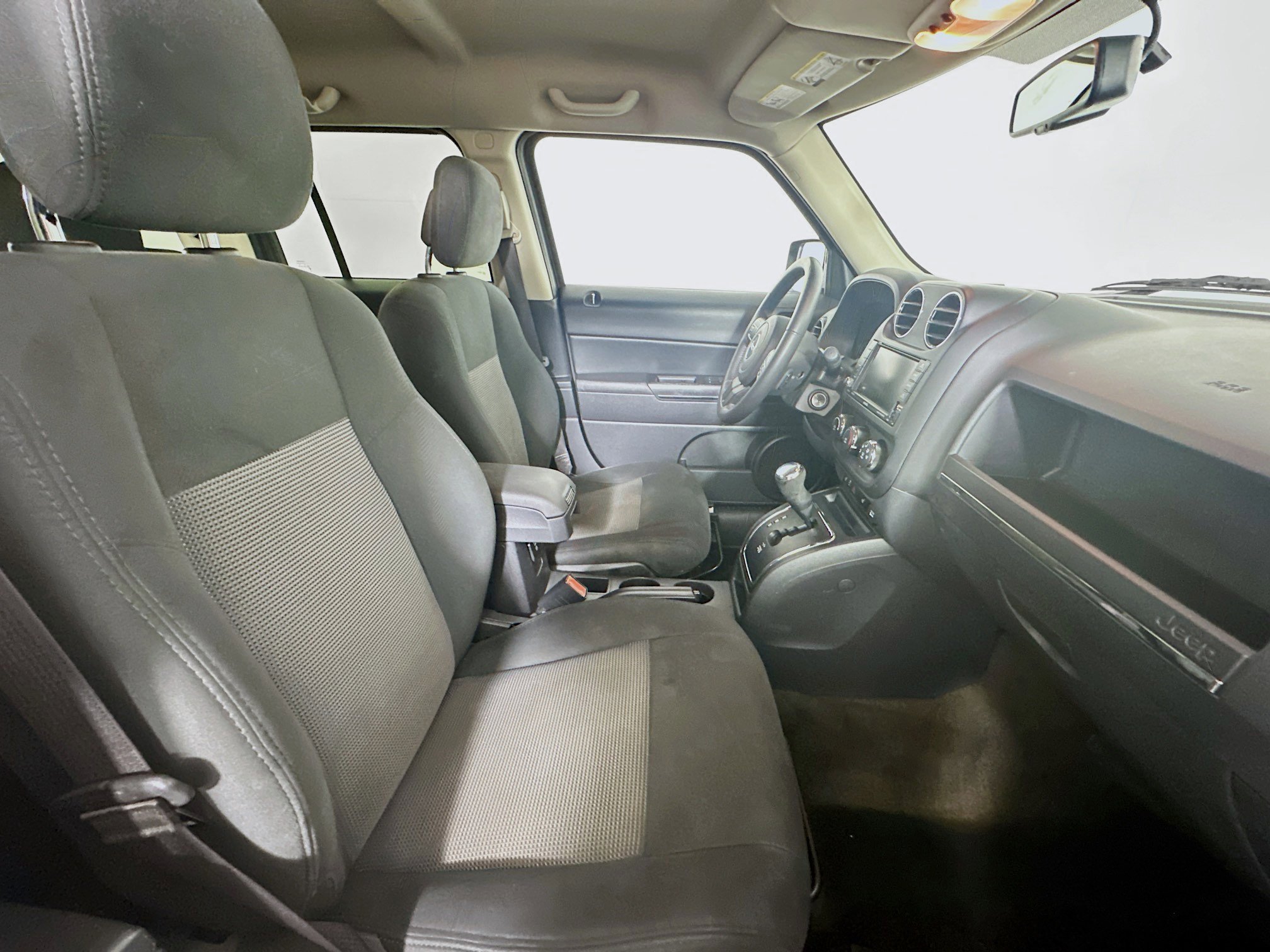 Used 2016 Jeep Patriot Latitude image 28