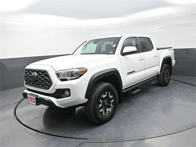 Used 2020 Toyota Tacoma TRD Off-Road image 3