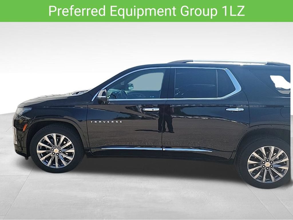 Used 2023 Chevrolet Traverse Premier w/ LPO, Floor Liner Package AWD/4WD image 6
