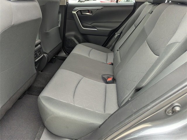 Used 2019 Toyota RAV4 XLE image 10