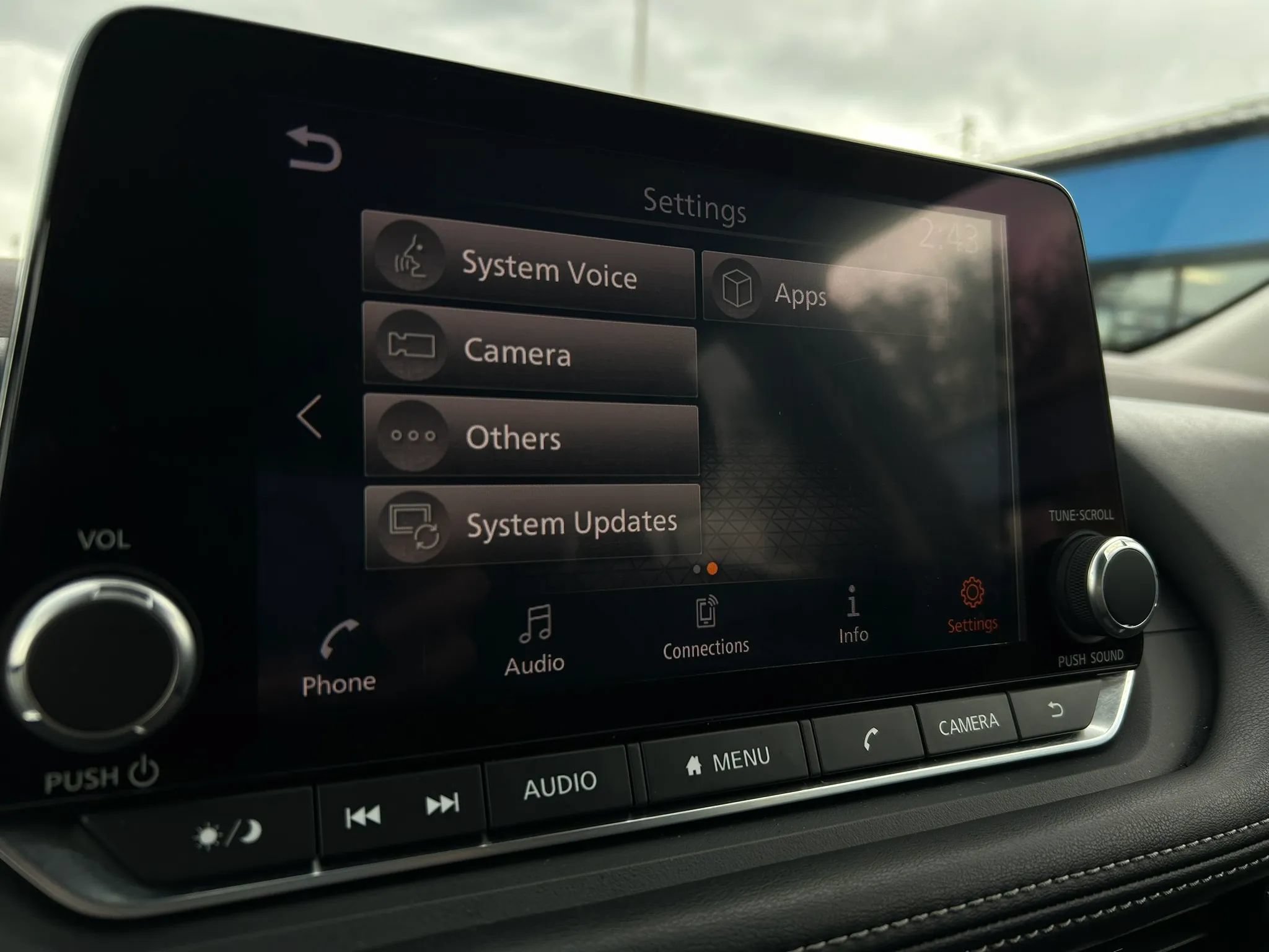 Used 2022 Nissan Rogue SV AWD/4WD image 19