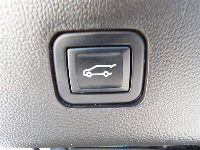 Used 2022 Chevrolet Traverse LT AWD/4WD image 36