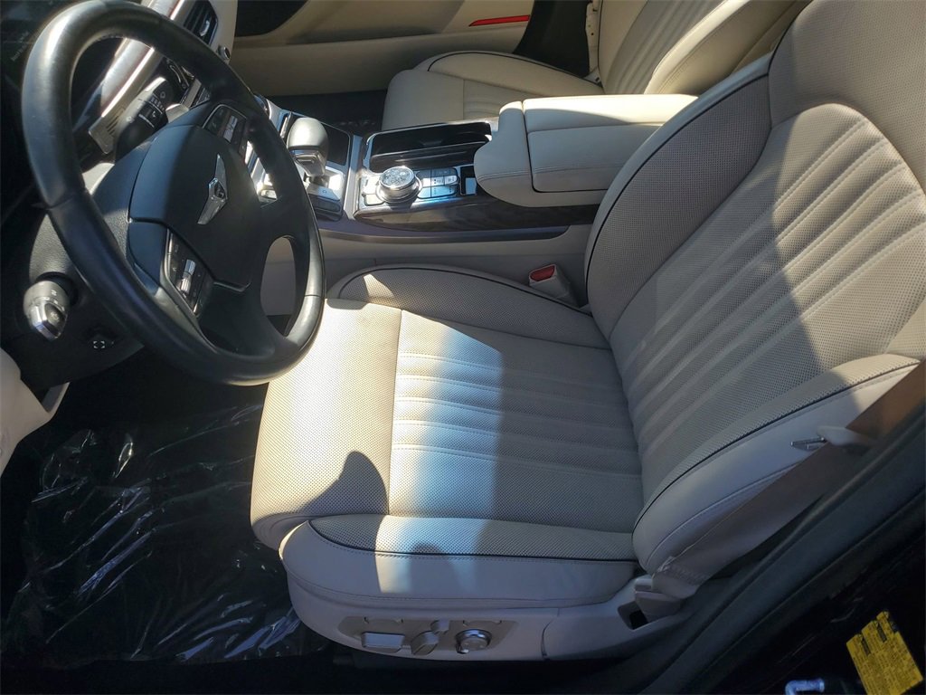 Used 2019 Genesis G90 3.3T Premium image 16