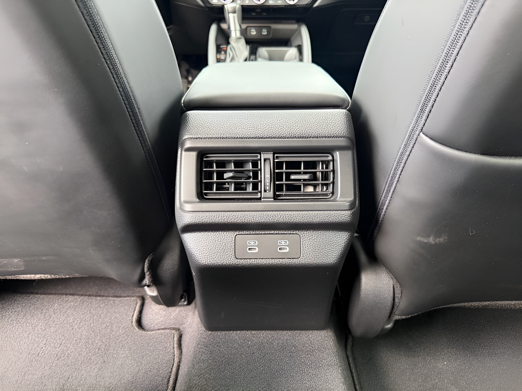 Used 2024 Honda Accord Touring image 12