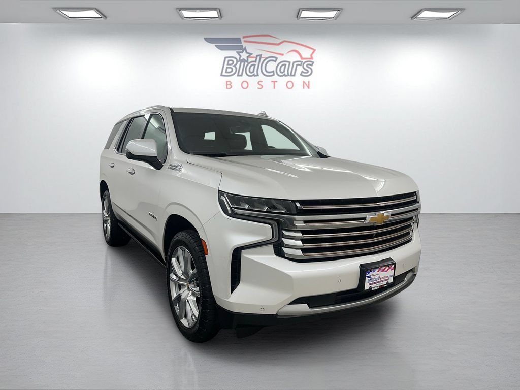 Used 2021 Chevrolet Tahoe High Country w/ Premium Package AWD/4WD image 3
