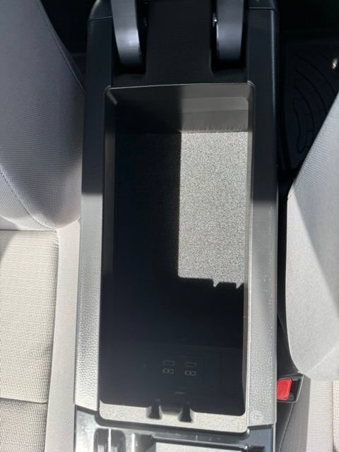 Certified 2023 Toyota Prius LE FWD image 29