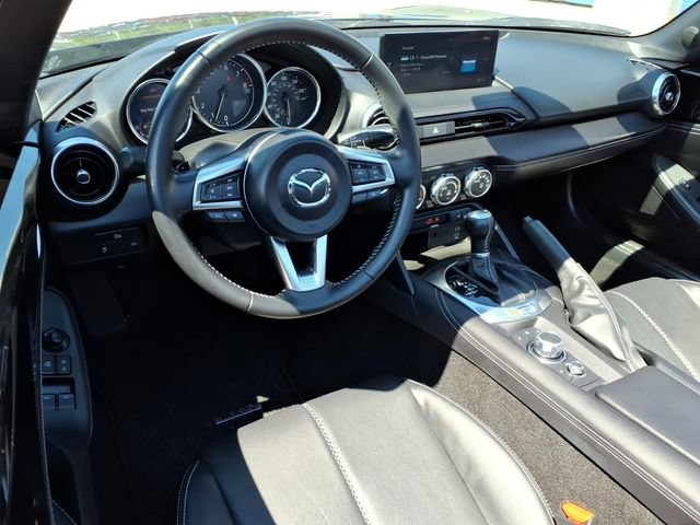 Used 2024 MAZDA MX-5 Miata Grand Touring w/ Weather Package RWD image 11