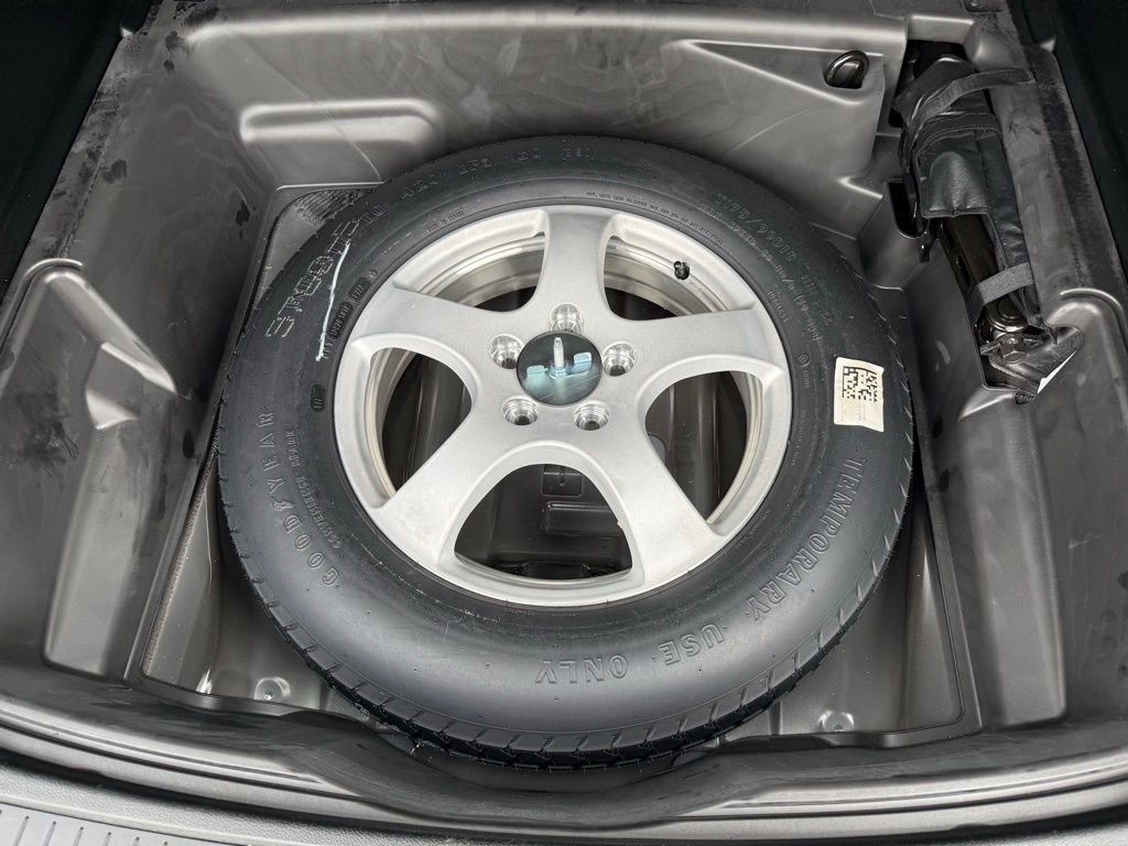 Used 2023 Jeep Grand Cherokee Limited image 28