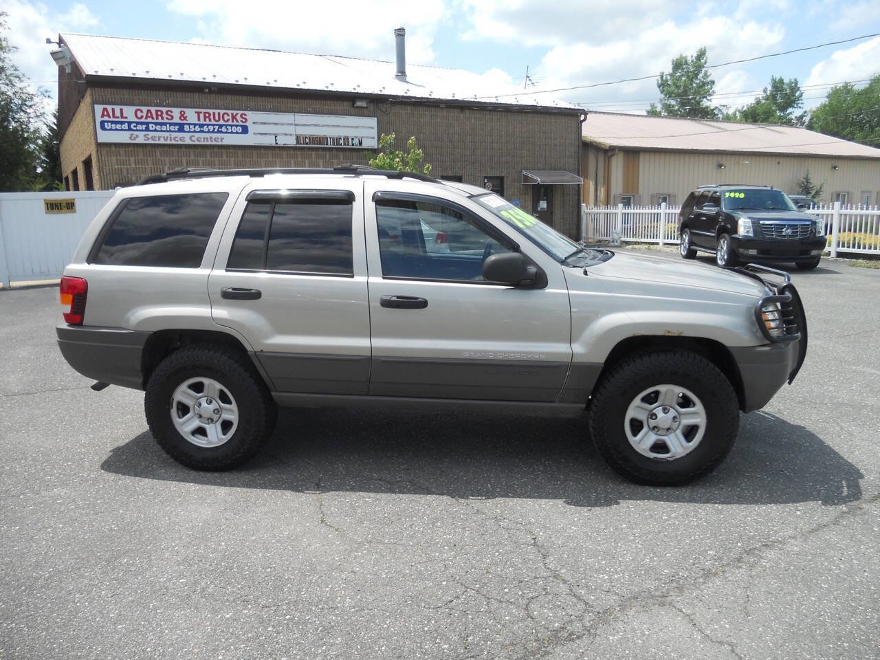 Used 2004 Jeep Grand Cherokee Laredo w/ Convenience Group AWD/4WD image 6