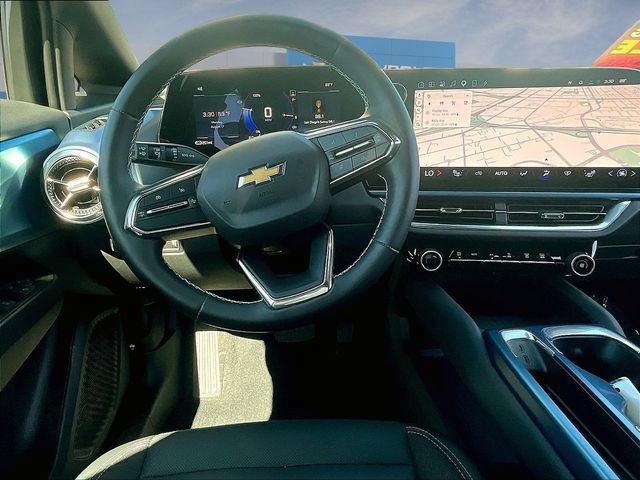 Certified 2024 Chevrolet Equinox EV LT FWD image 10