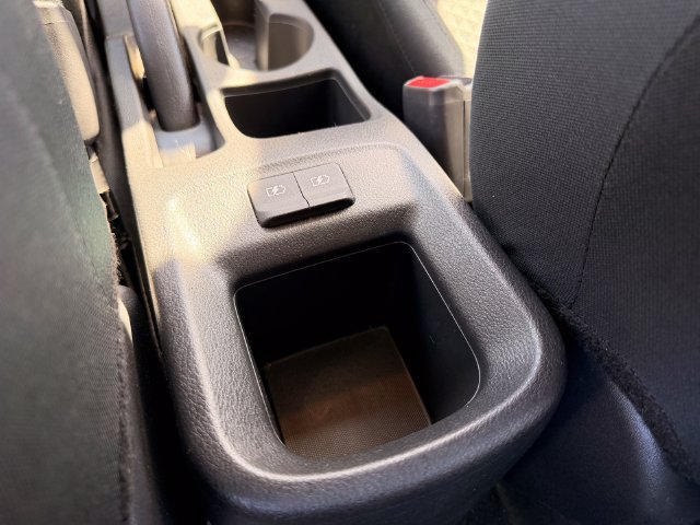 Used 2024 Nissan Versa S FWD image 9