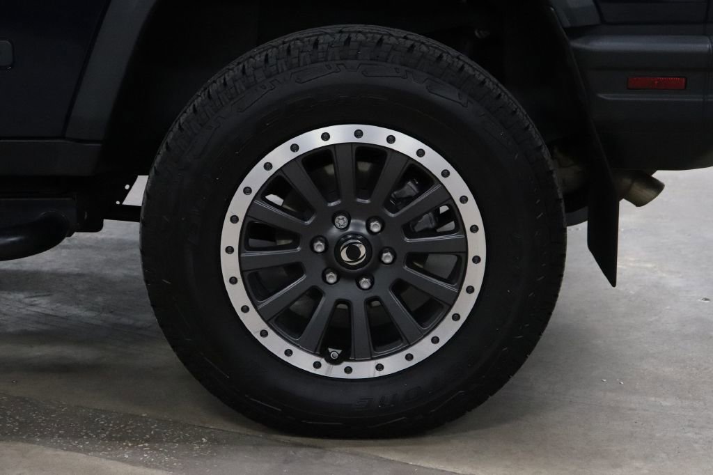 Used 2025 INEOS Grenadier image 28