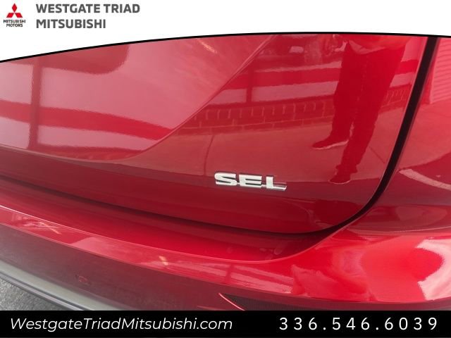 New 2025 Mitsubishi Outlander SEL image 11