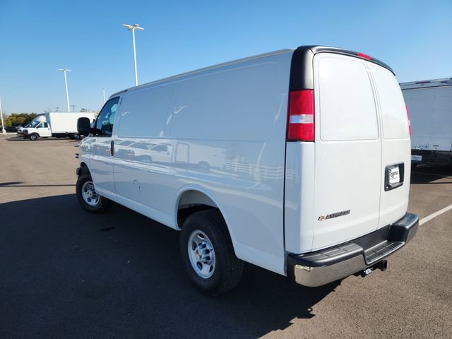 New 2025 Chevrolet Express 3500 w/ Driver Convenience Package image 6