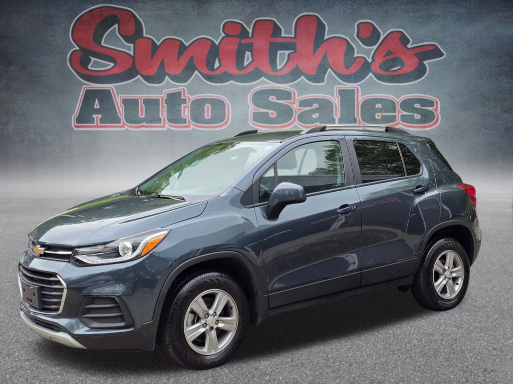 Used 2022 Chevrolet Trax LT w/ LT Convenience Package AWD/4WD image 3