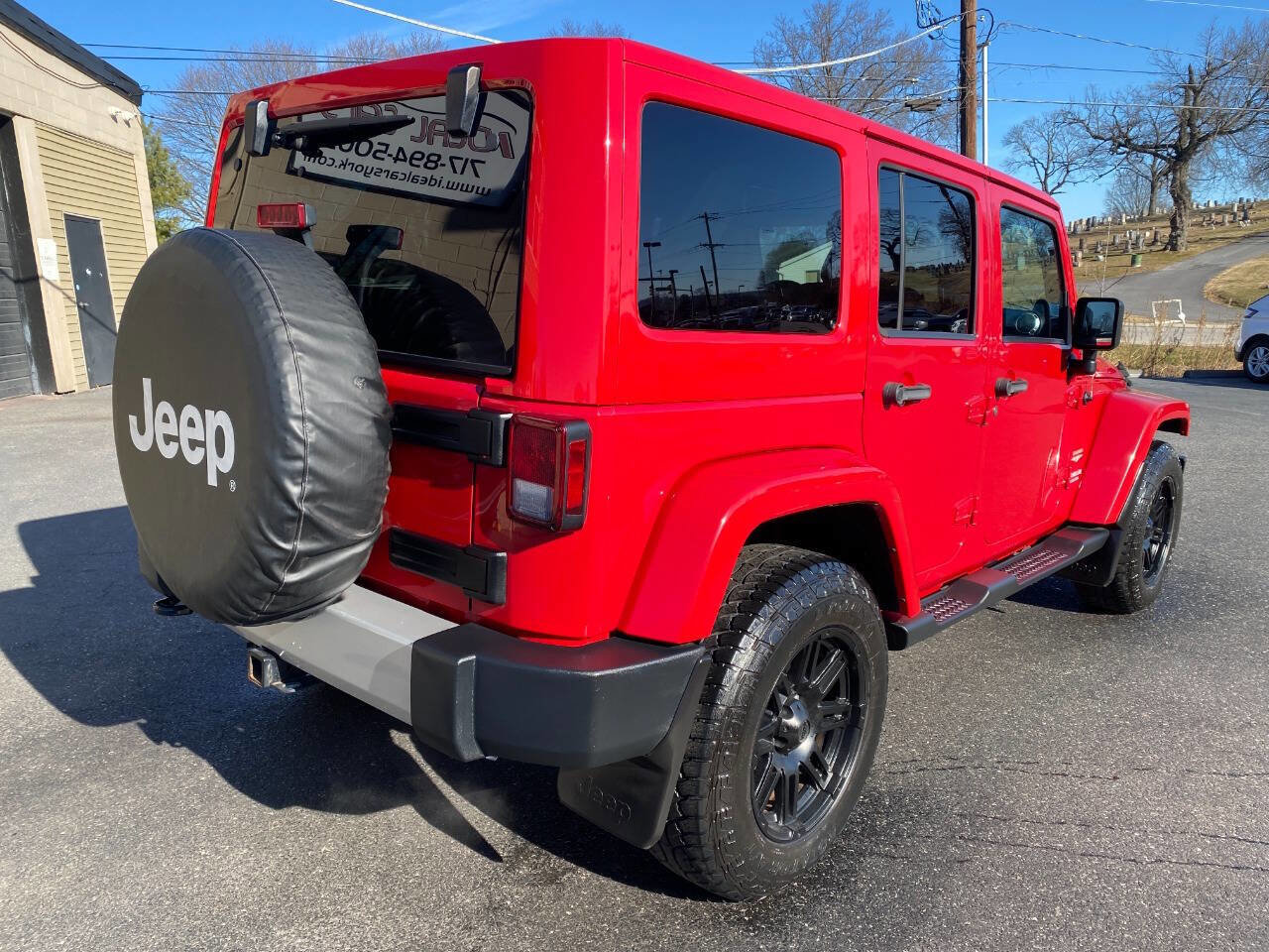 Used 2012 Jeep Wrangler Unlimited Sahara w/ Connectivity Group image 3