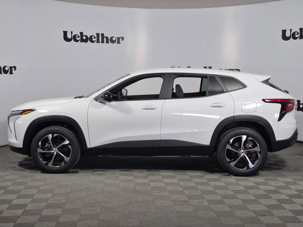 New 2026 Chevrolet Trax RS image 4