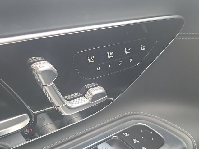 Used 2022 Mercedes-Benz SL 63 AMG 4MATIC image 17