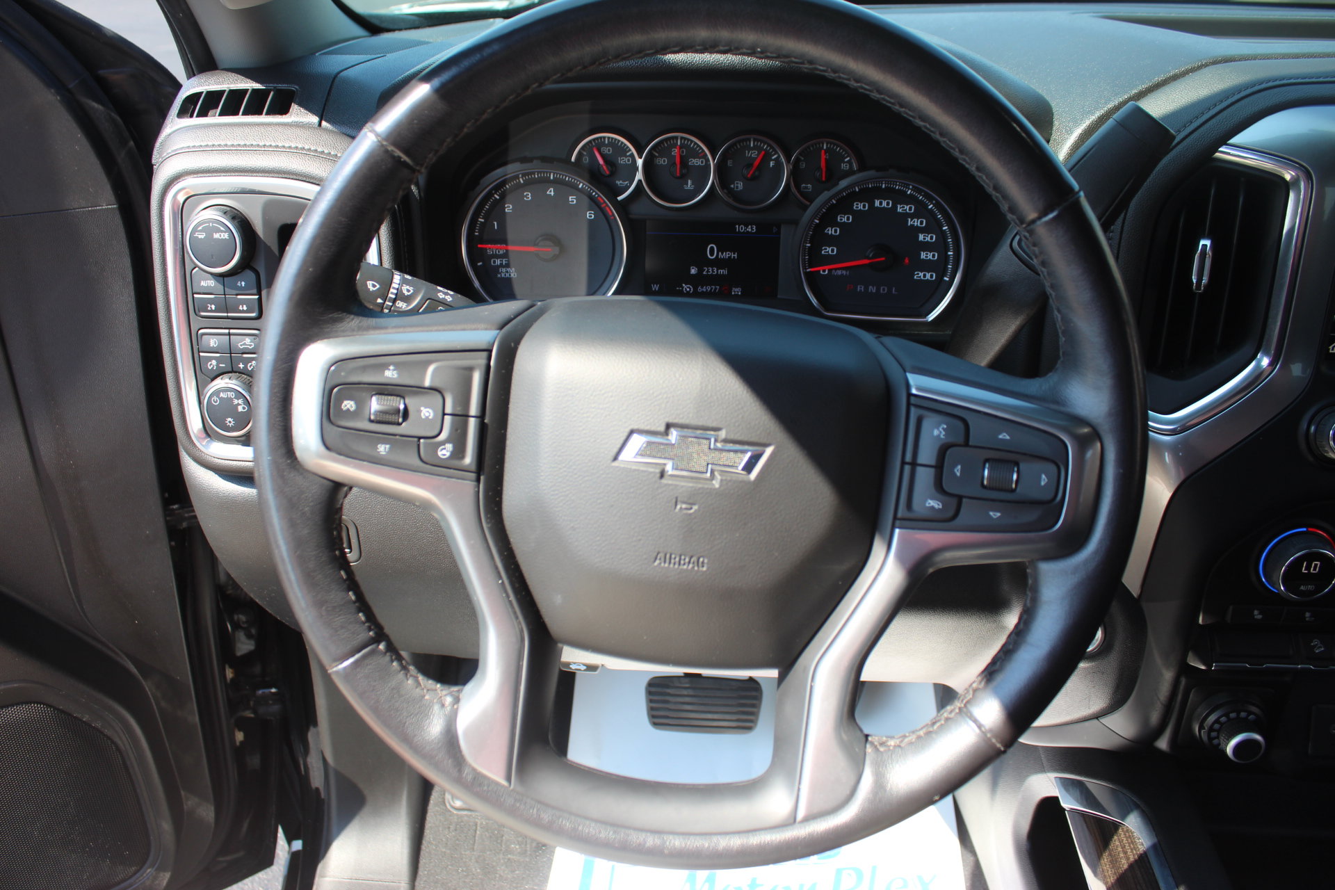 Used 2022 Chevrolet Silverado 1500 LT Trail Boss w/ Bed Protection Package AWD/4WD image 17