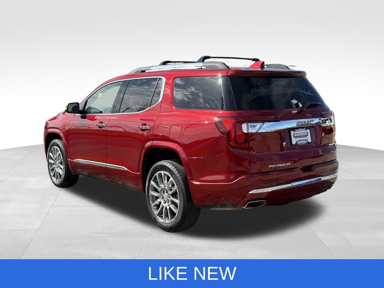 Used 2023 GMC Acadia Denali image 11