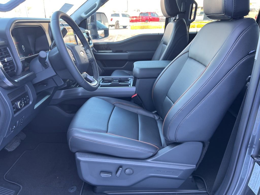 New 2026 Ford F250 Lariat w/ FX4 Off-Road Package image 13