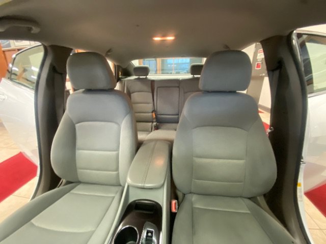 Used 2022 Chevrolet Malibu LT FWD image 21