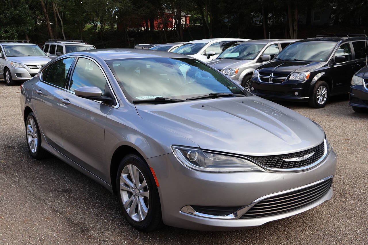 Used 2015 Chrysler 200 Limited w/ Convenience Group FWD image 1