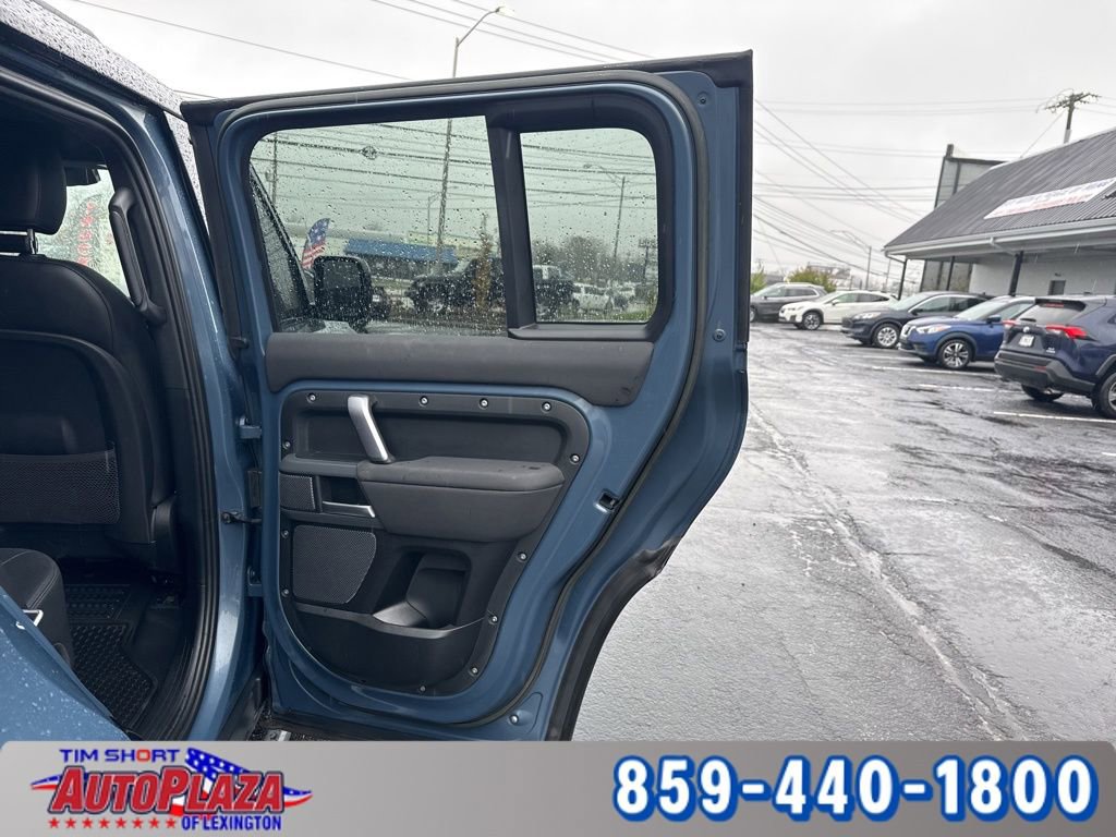 Used 2023 Land Rover Defender 110 X-Dynamic SE image 59