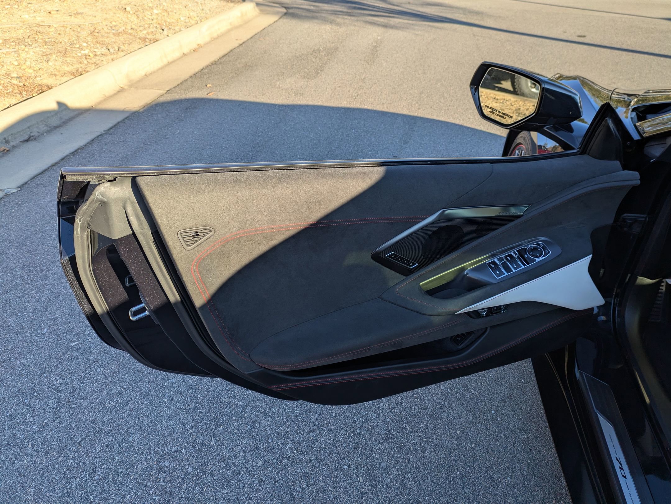 Used 2023 Chevrolet Corvette Stingray Premium Conv w/ Z51 Performance Package image 15