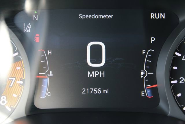 Used 2025 Jeep Compass Latitude image 22