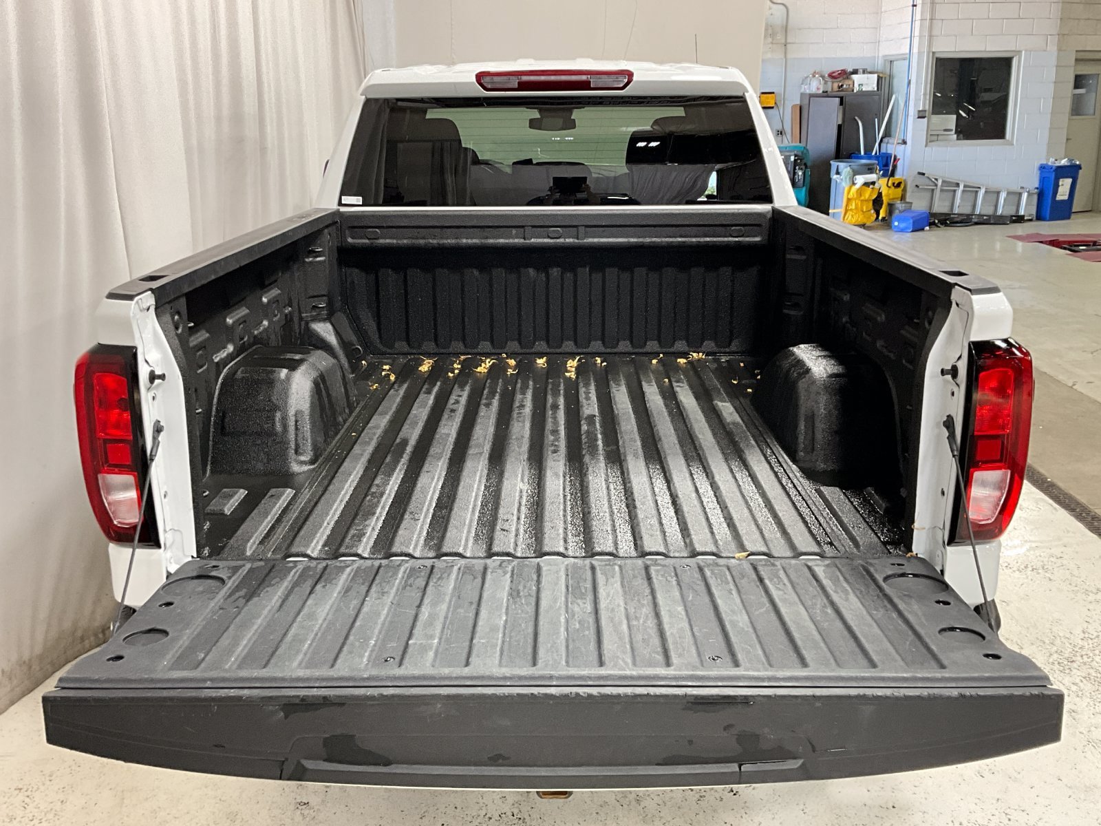 Used 2025 GMC Sierra 1500 Elevation AWD/4WD image 24
