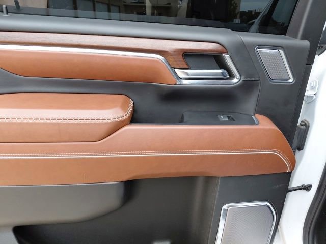 Used 2024 GMC Sierra 3500 Denali Ultimate AWD/4WD image 31