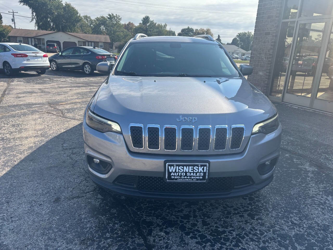 Used 2019 Jeep Cherokee Latitude Plus w/ Comfort/Convenience Group image 7