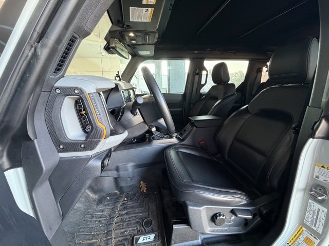 Used 2023 Ford Bronco Badlands image 7