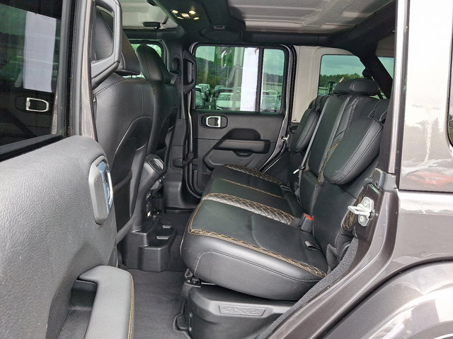 Used 2021 Jeep Wrangler Unlimited Sahara AWD/4WD image 10