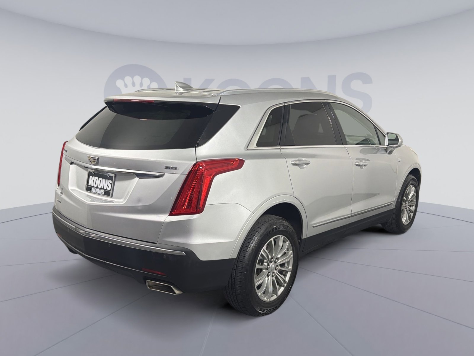 Used 2017 Cadillac XT5 Luxury image 7