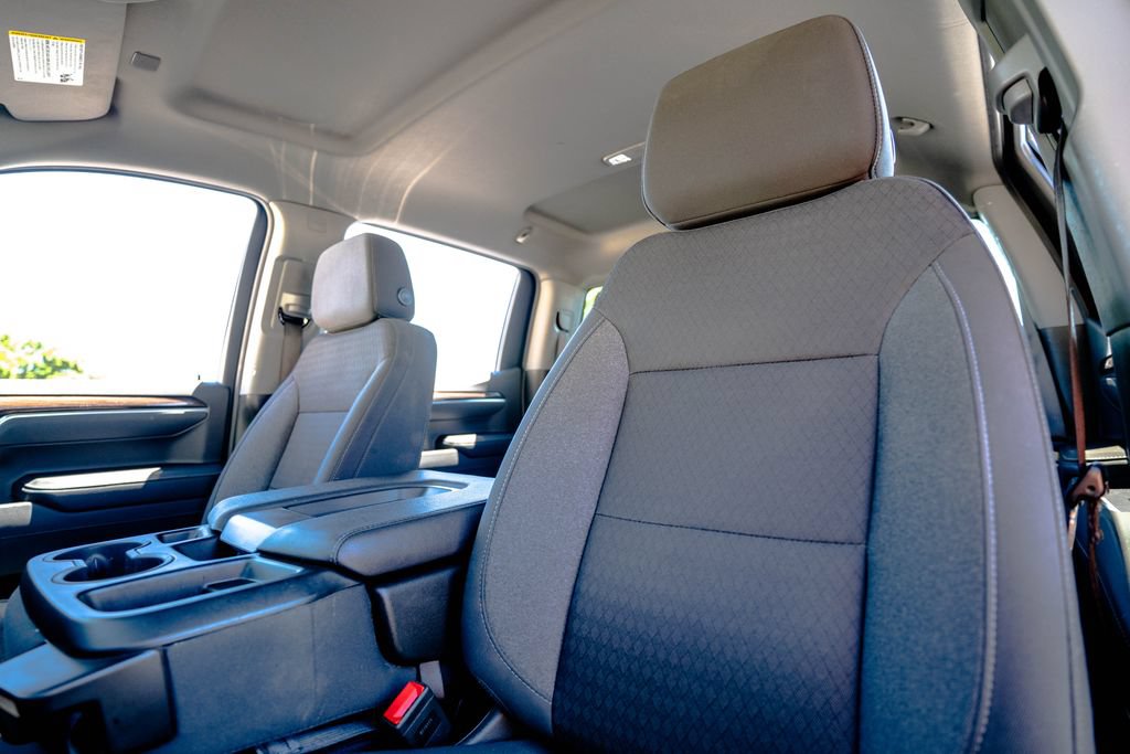 Certified 2025 Chevrolet Silverado 1500 LT AWD/4WD image 6