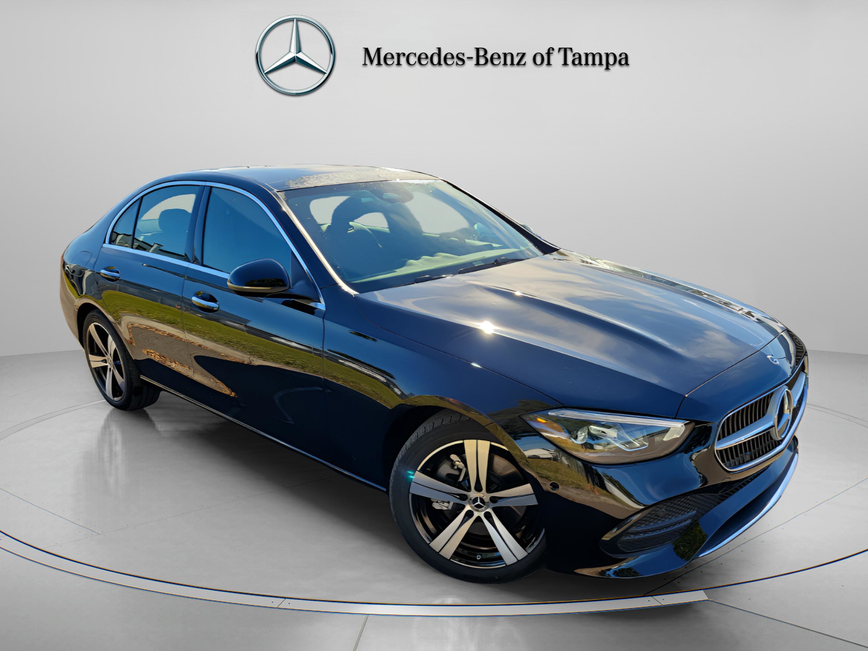 Certified 2025 Mercedes-Benz C 300 4MATIC Sedan image 4