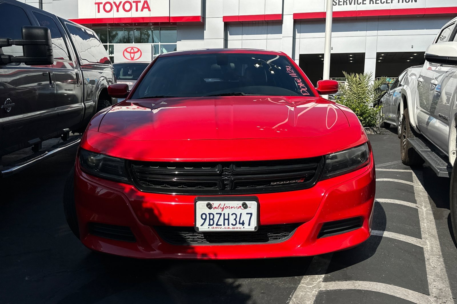 Used 2022 Dodge Charger SXT w/ Leather Interior Group image 5
