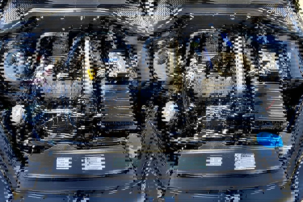 Used 2019 Volkswagen Golf S image 19