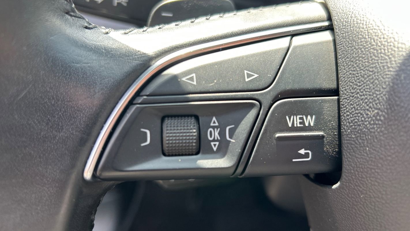 Used 2017 Audi Q7 3.0T Premium Plus w/ Premium Plus Package image 34