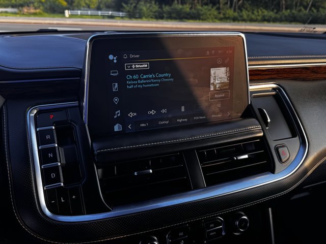 Used 2024 Chevrolet Suburban Premier w/ Premium Package image 19