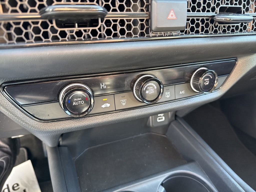 Used 2025 Honda HR-V LX image 19