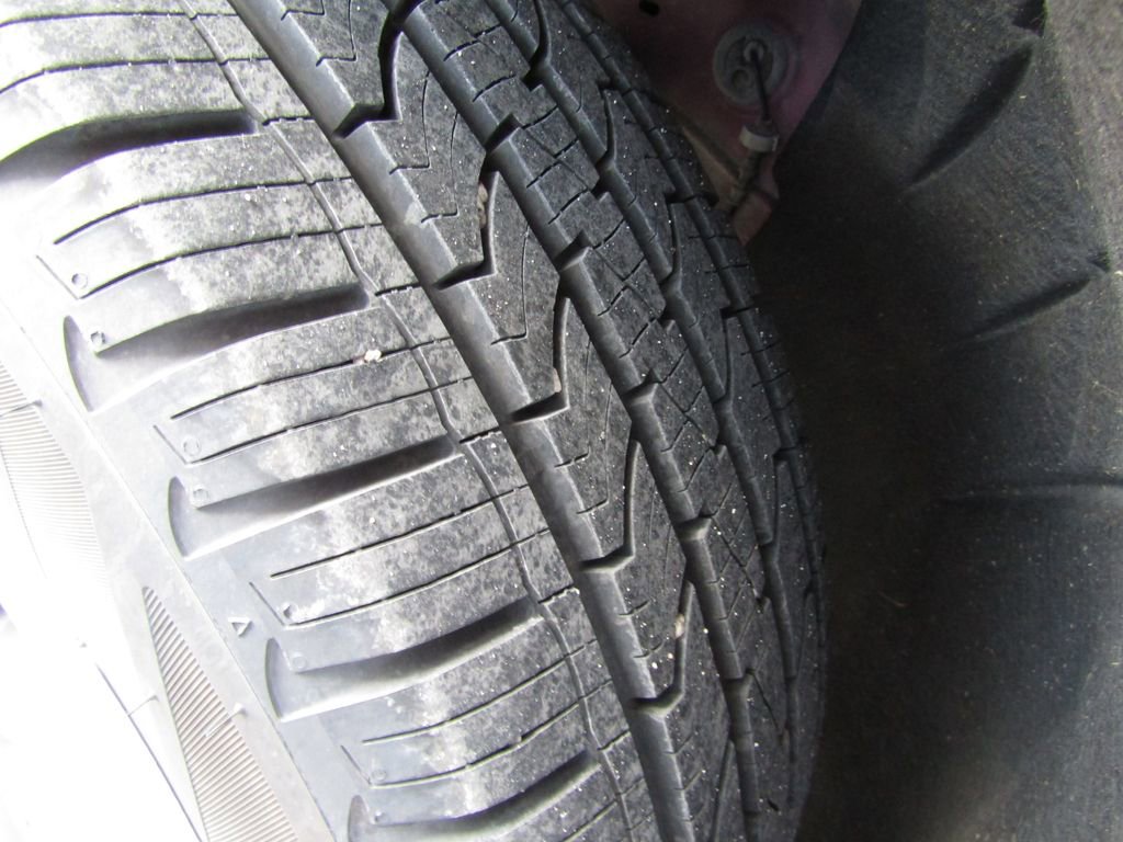 Used 2019 GMC Acadia SLT image 31