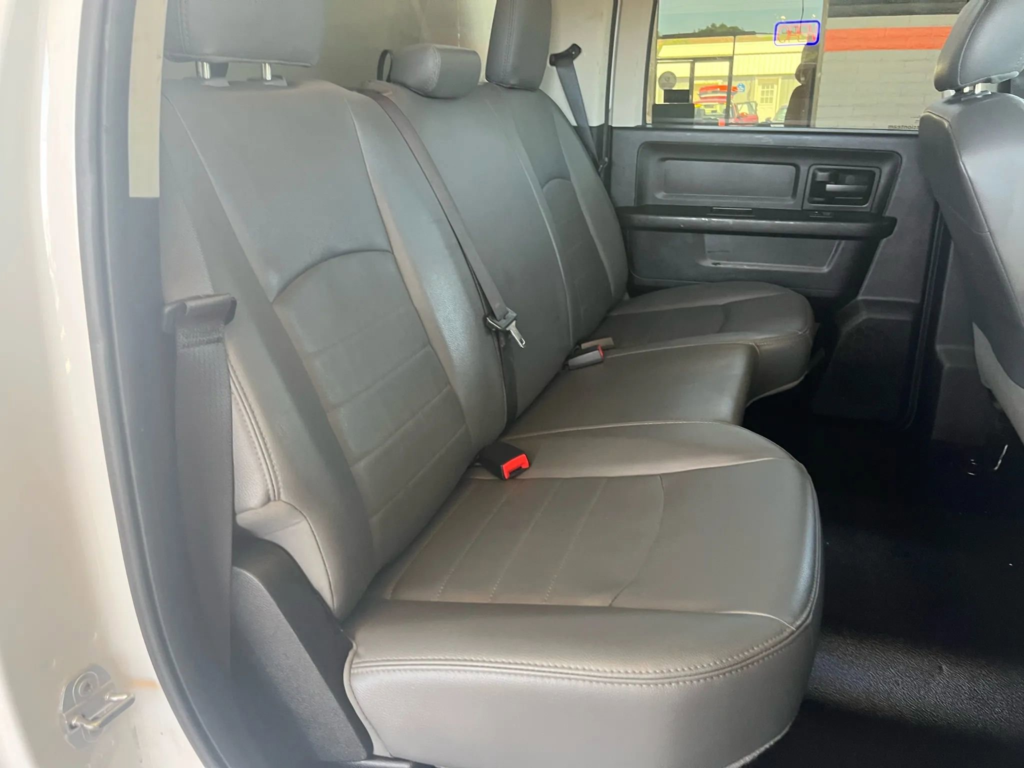 Used 2017 RAM 3500 Tradesman w/ Chrome Appearance Group image 29