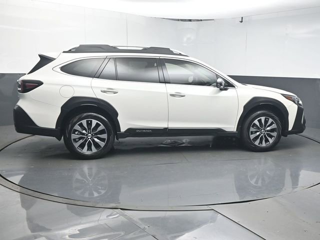 Certified 2025 Subaru Outback Touring w/ Popular Package #2 image 8