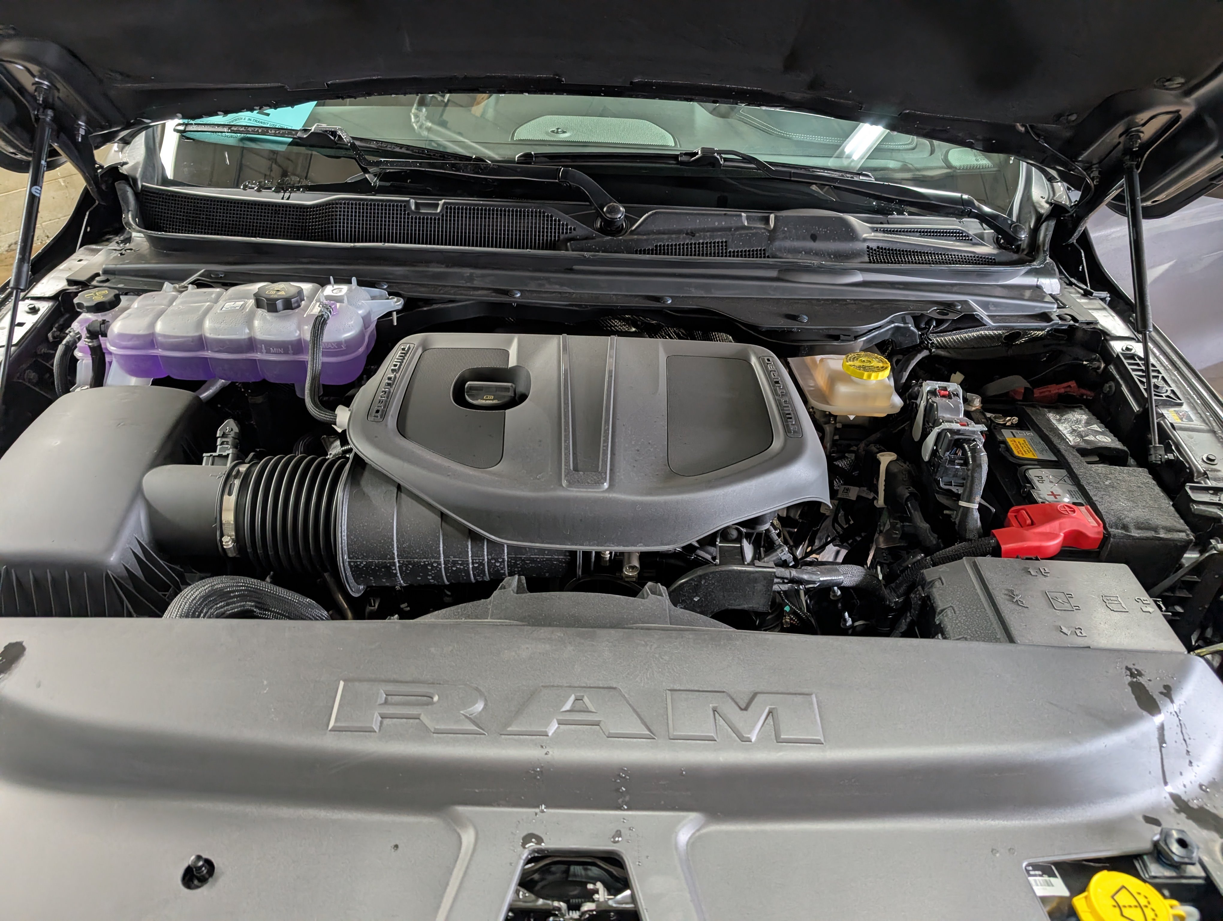 New 2026 RAM 1500 Laramie AWD/4WD image 8