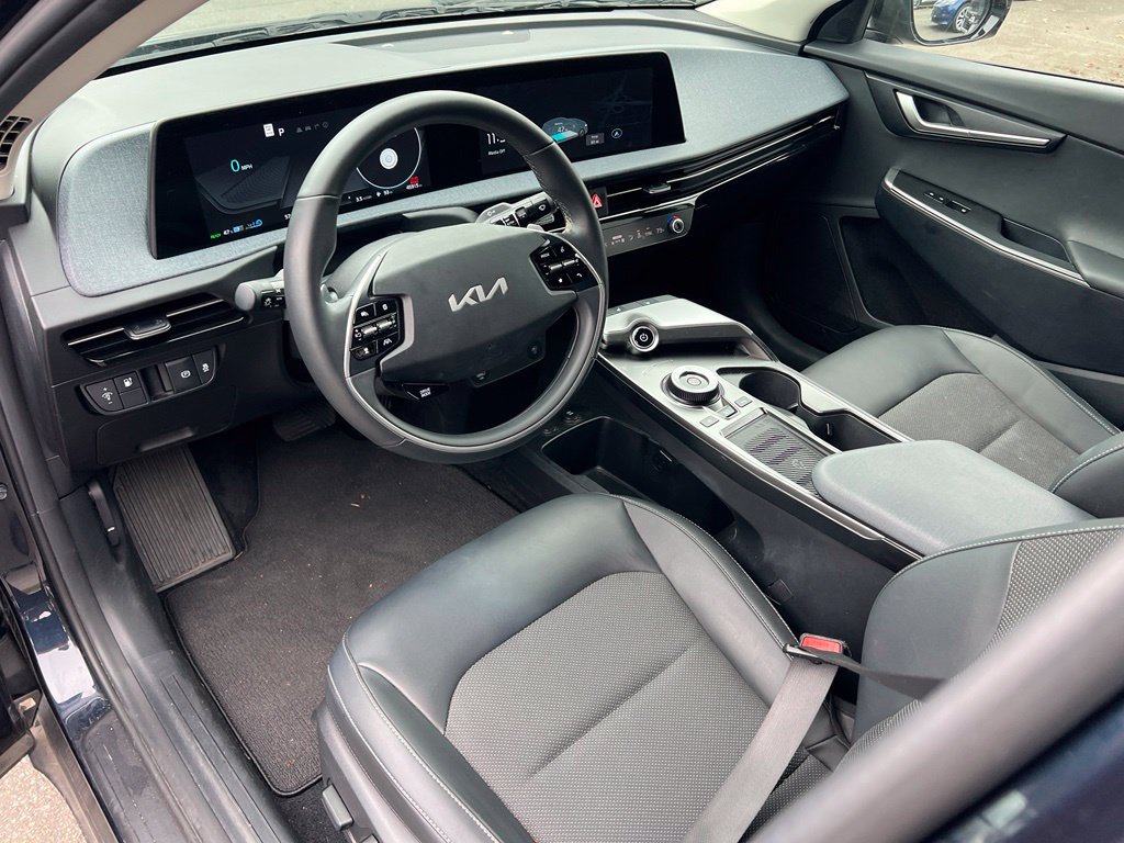 Certified 2023 Kia EV6 Light RWD image 17